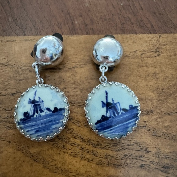 Vintage Charming Dutch Silver and Blue Windmill clip on Earrings - Picture 1 of 3